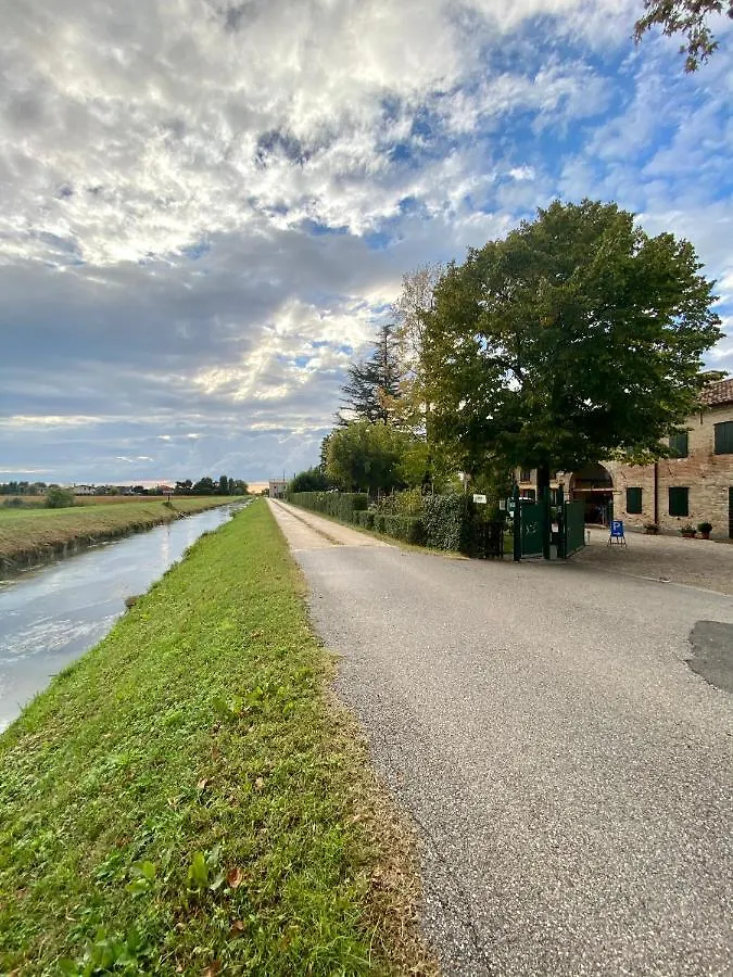 Alojamento de Acomodação e Pequeno-almoço Il Canto Del Gallo B&B Zenson di Piave