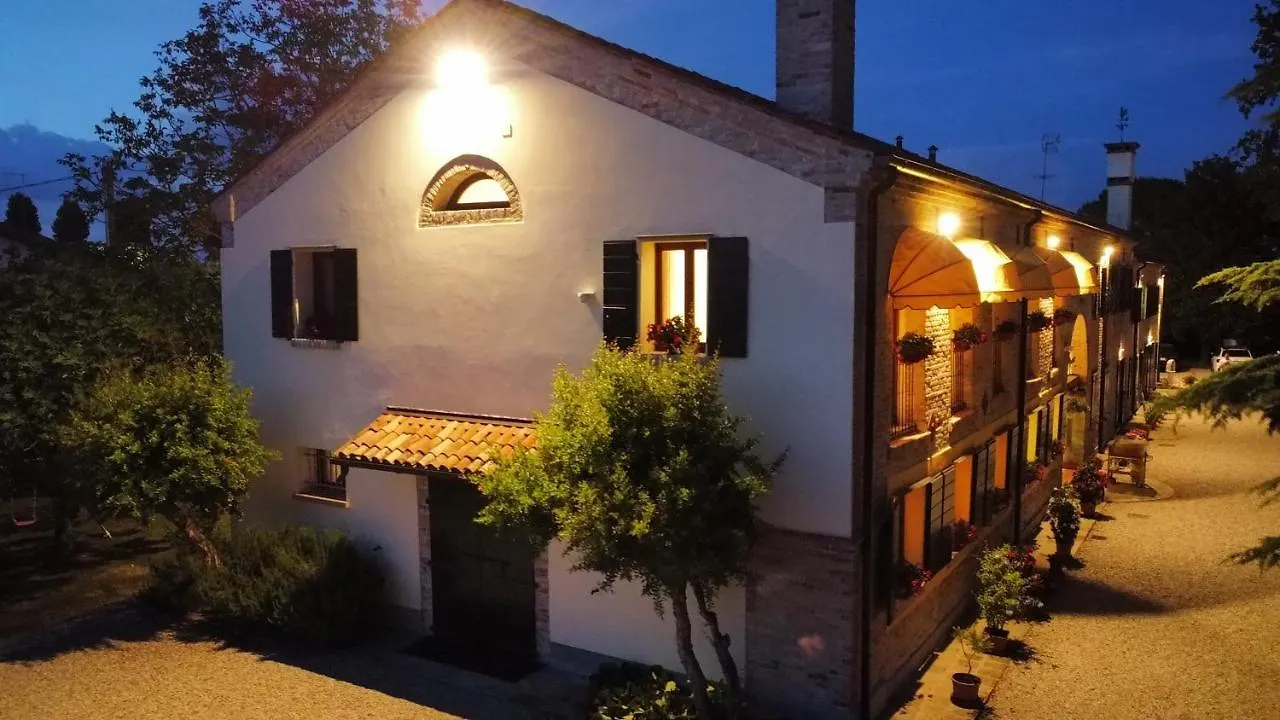 Il Canto Del Gallo B&B Zenson di Piave Itália